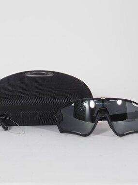 Oakley Jawbreaker Polarized Shield Sunglasses Matte Black Prizm Lens